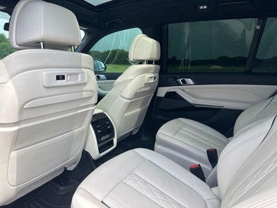 2021 BMW X7 xDrive40i