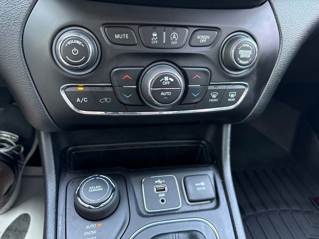 2021 Jeep Cherokee Latitude Lux 4x4