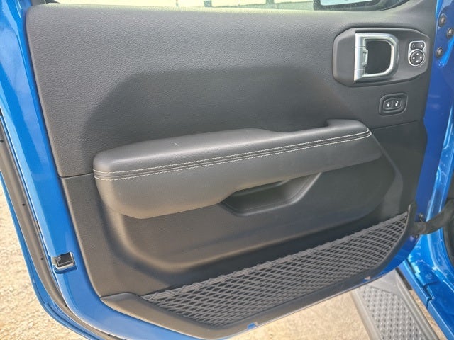 2022 Jeep Gladiator Overland 4x4