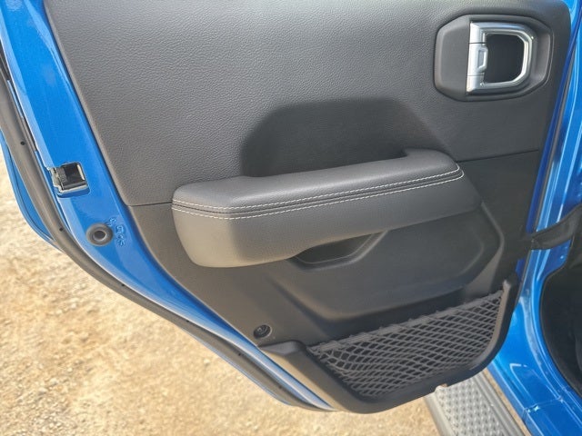 2022 Jeep Gladiator Overland 4x4