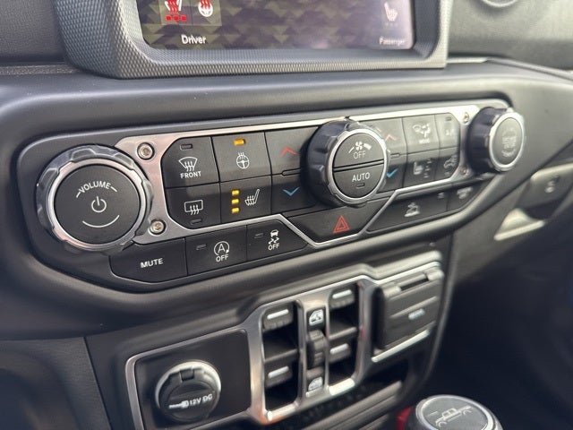 2022 Jeep Gladiator Overland 4x4