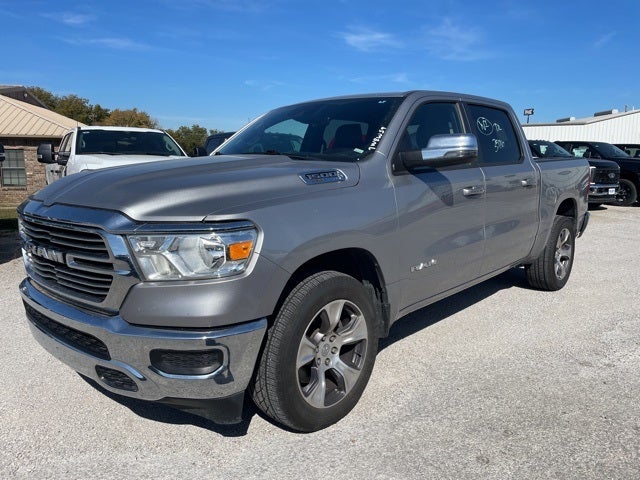 2024 RAM 1500 Laramie Crew Cab 4x2 5'7' Box