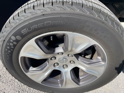 2024 RAM 1500 Laramie Crew Cab 4x2 5'7' Box