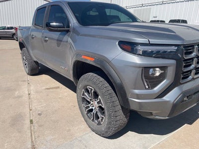 2024 GMC Canyon 4WD AT4
