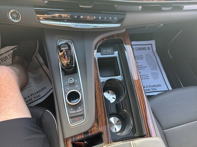 2023 Cadillac Escalade 4WD Premium Luxury