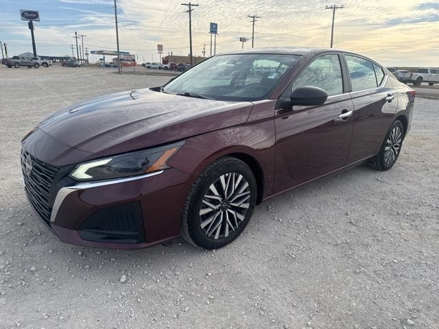 2025 Nissan Altima SV FWD