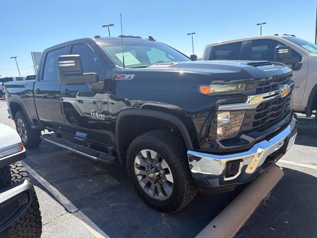 2024 Chevrolet Silverado 3500HD 4WD Crew Cab Standard Bed LT