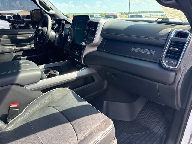 2026 RAM 3500 Laramie Crew Cab 4x4 8' Box