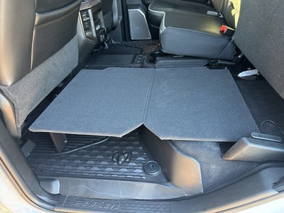 2025 RAM 3500 Laramie Crew Cab 4x4 8' Box