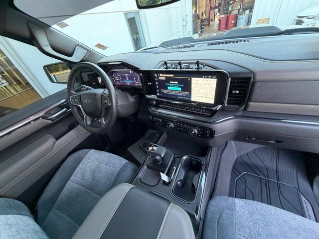 2025 Chevrolet Silverado 1500 4WD Crew Cab Short Bed ZR2