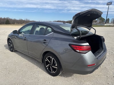 2024 Nissan Sentra SV Xtronic CVT